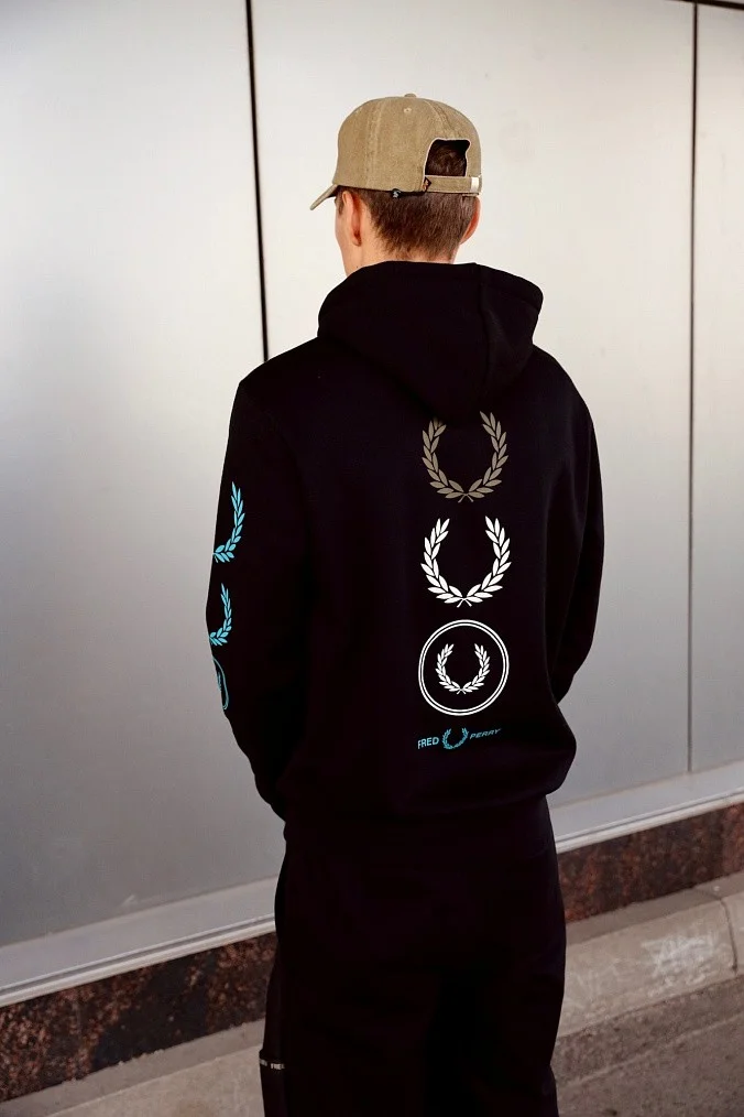 Толстовка Fred Perry Graphic Branding Hooded Sweats