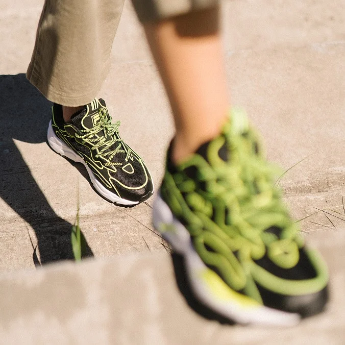 Кроссовки женские FILA Ray Tracer Neon Black/Safety Yellow/White