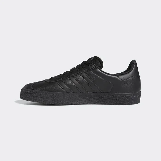 Кроссовки унисекс adidas Originals Gazelle Adv Core Black/Core Black/Gold Metallic