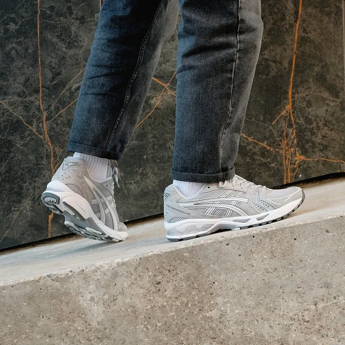 Кроссовки мужские ASICS Gel-Kayano 14 Piedmont Grey/Sheet Rock