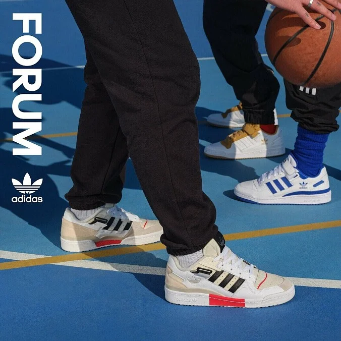 Кроссовки adidas Originals Forum Exhibit Low Cloud White/Core Black/Vivid Red