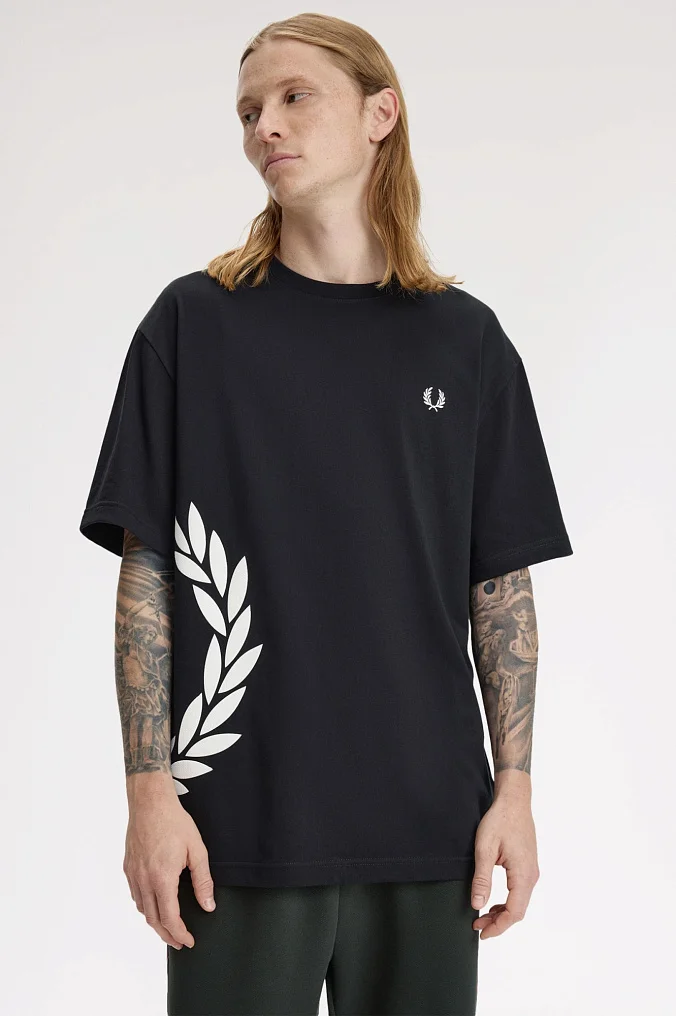 Футболка Fred Perry Textured Laurel Wreath T-Shirt
