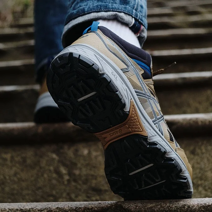 Кроссовки мужские ASICS Gel-Venture™ 8 MT Black/Sheet Rock