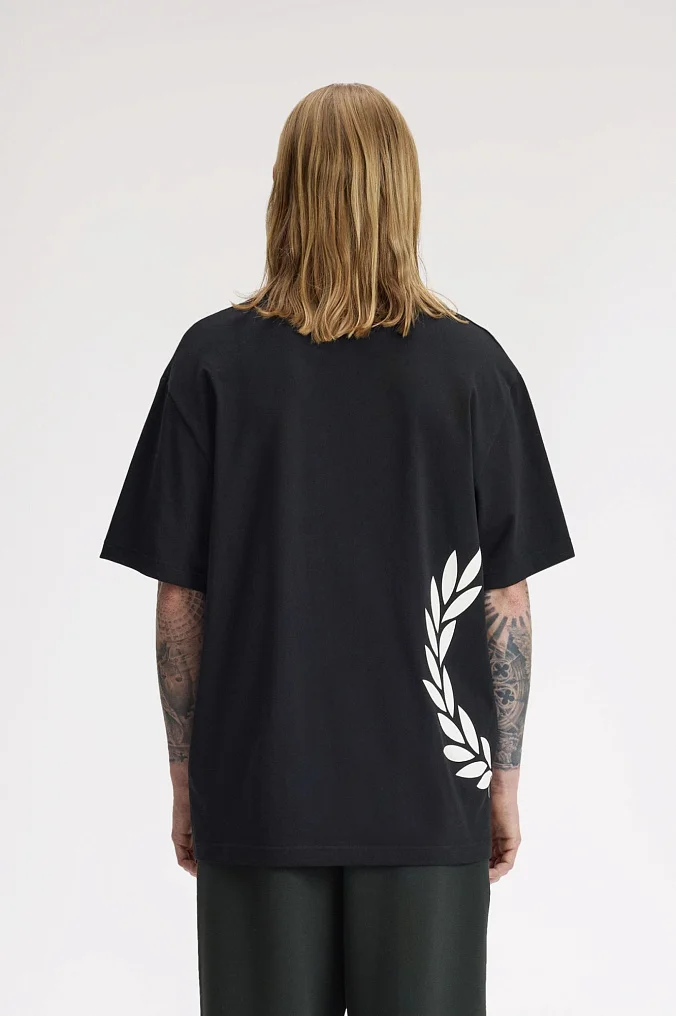 Футболка Fred Perry Textured Laurel Wreath T-Shirt