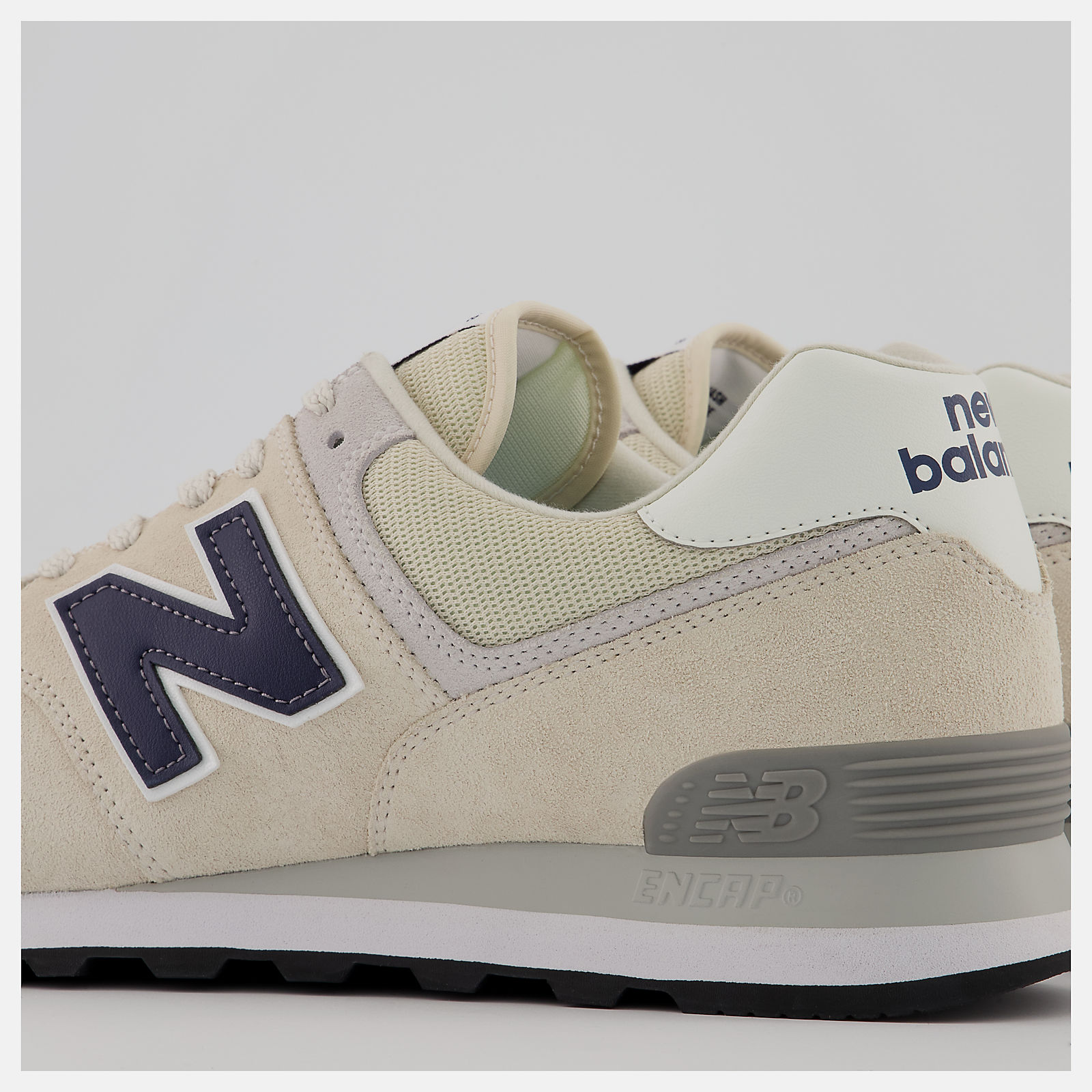 Кроссовки мужские New Balance 574 Classic ML574EQ2/D купить в Перми в  интернет-магазине FRIDAY