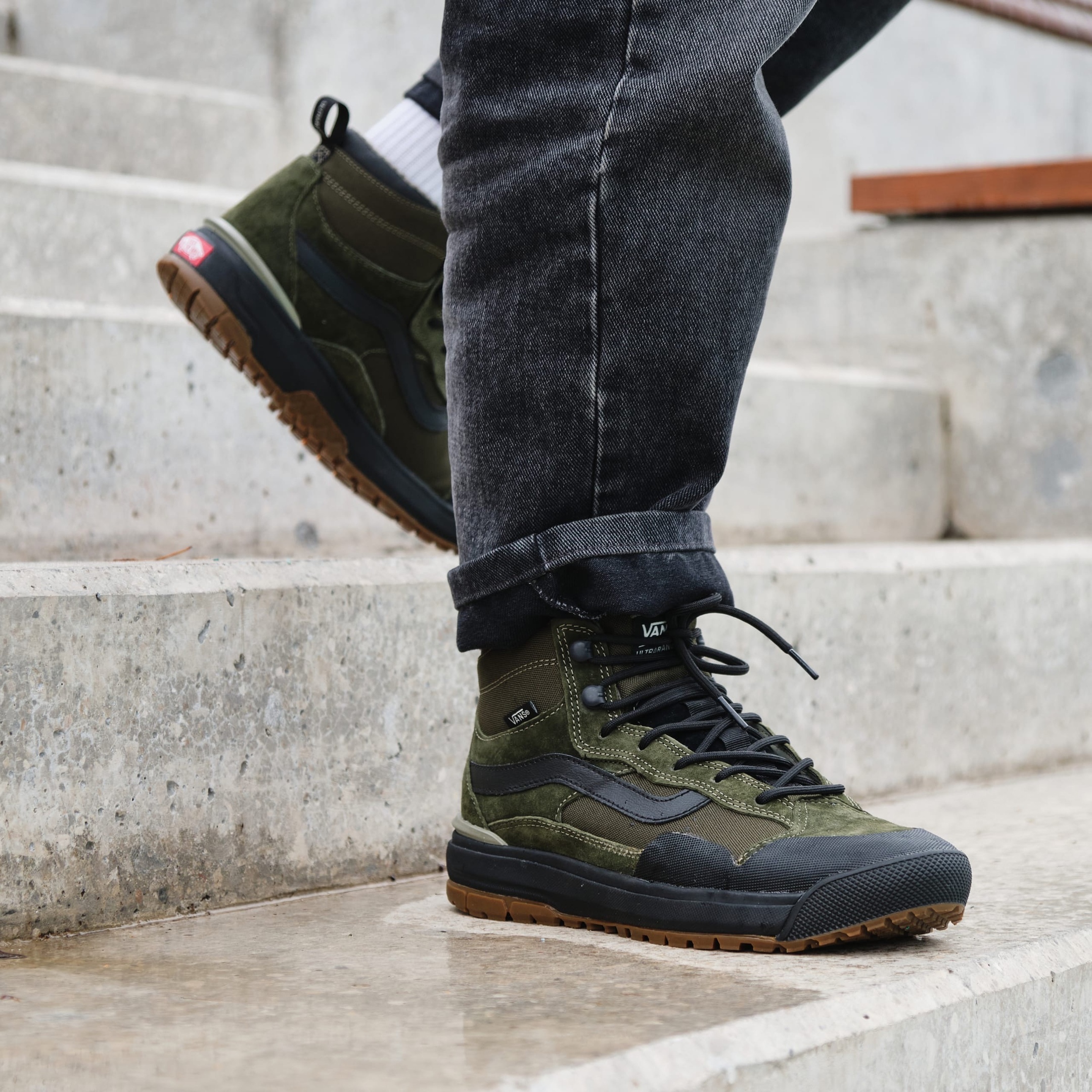 Кроссовки мужские Vans 66 Supply Ultrarange Exo Hi Mte Grape Leaf купить в  Перми в интернет-магазине FRIDAY