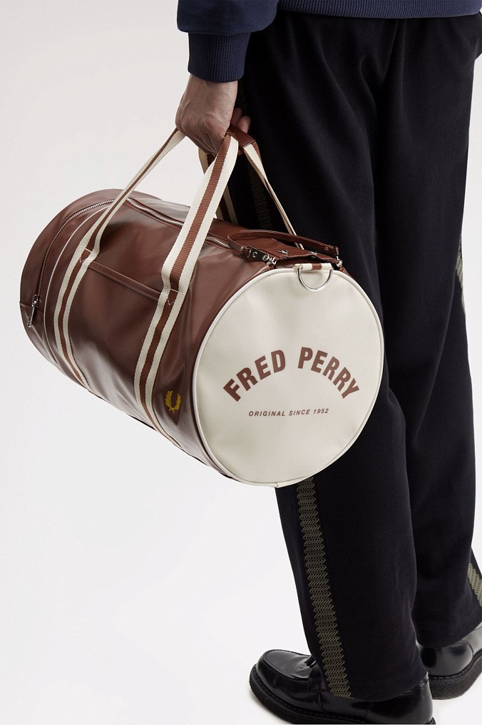 Сумка Fred Perry Classic Barrel Bag