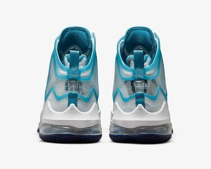 Кроссовки Nike Space Jam x LeBron 19 EP Sweatsuit White/Dutch Blue/Blue Void