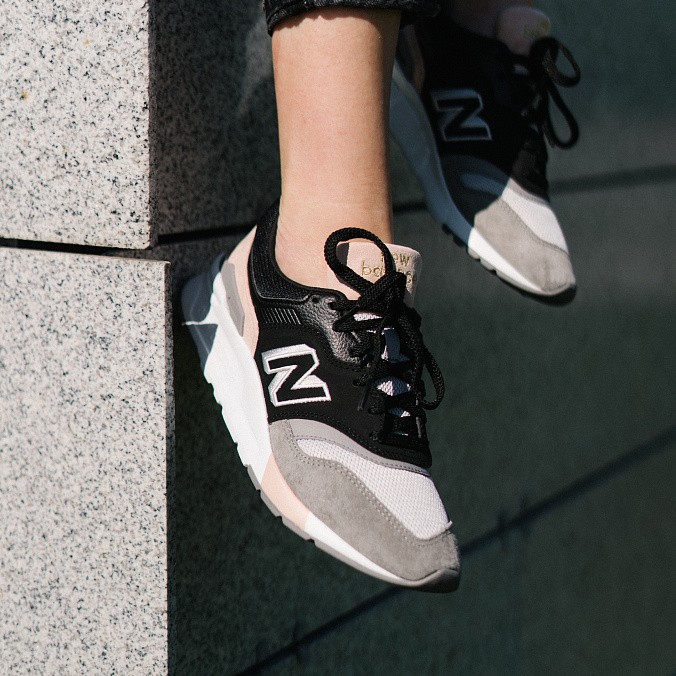 Кроссовки женские New Balance 997H CW997HAL/B