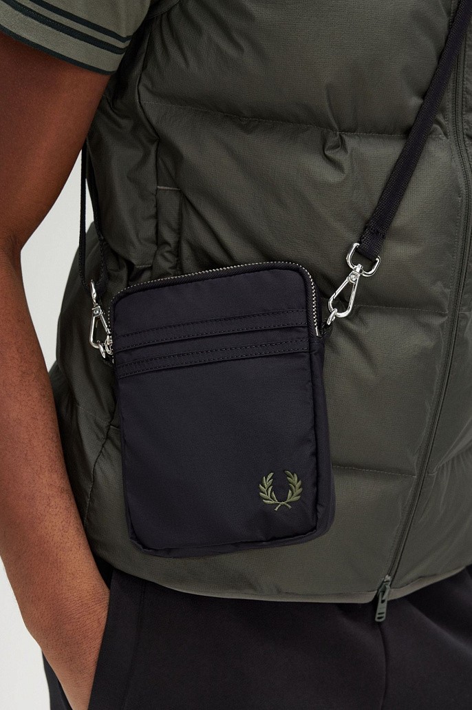 Сумка Fred Perry Nylon Twin Tipped Side Bag