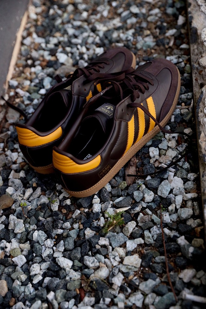 Кроссовки adidas Originals Samba OG Dark Brown/Preloved Yellow/Gum