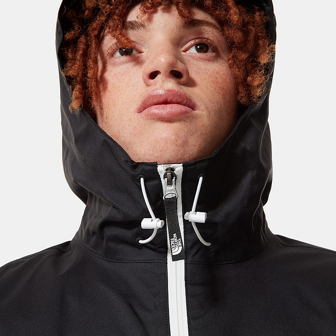 Куртка ветровка The North Face Black Box Mountain Quest Jacket TNF White